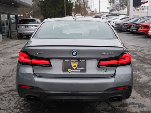 Used 2023 BMW 540i xDrive w/ M Sport Package image 7