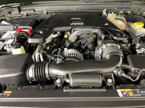 Used 2020 Jeep Wrangler Unlimited Sport image 24