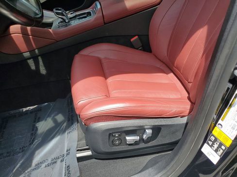 Used 2022 BMW X6 M50i w/ Executive Package AWD/4WD image 21