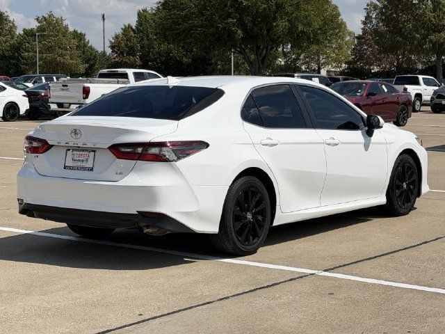 Used 2023 Toyota Camry LE FWD image 4