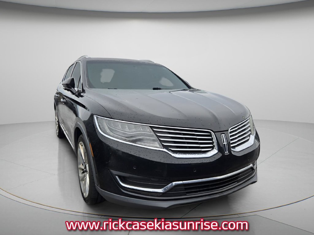 Used 2018 Lincoln MKX Reserve w/ Luxury Package FWD image 3