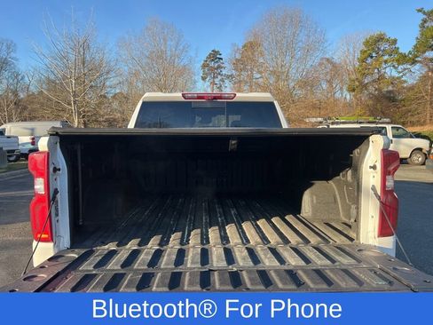 Used 2024 Chevrolet Silverado 1500 High Country w/ Technology Package image 17