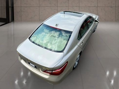 Used 2010 Lexus LS 460 image 12