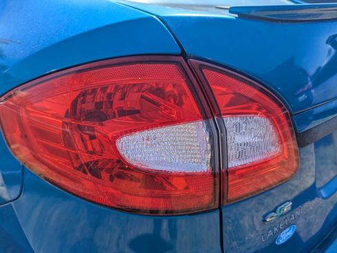 Used 2013 Ford Fiesta SE w/ Super Fuel Economy Pkg image 6