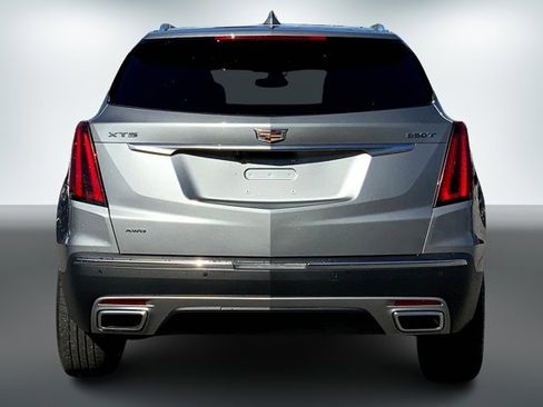 Used 2023 Cadillac XT5 Premium Luxury image 3