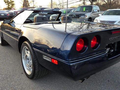 Used 1989 Chevrolet Corvette Convertible RWD image 13