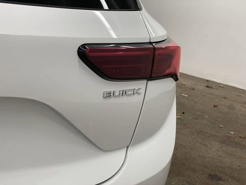 Used 2025 Buick Envision Sport Touring image 10