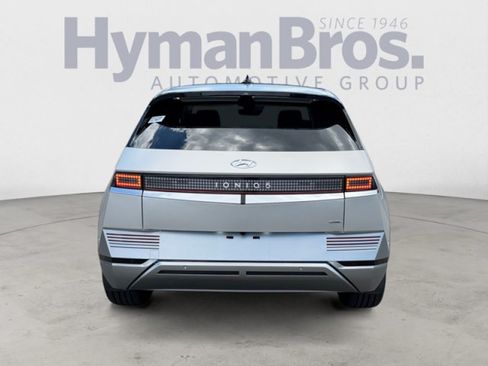 Used 2023 Hyundai Ioniq 5 Limited AWD/4WD image 4