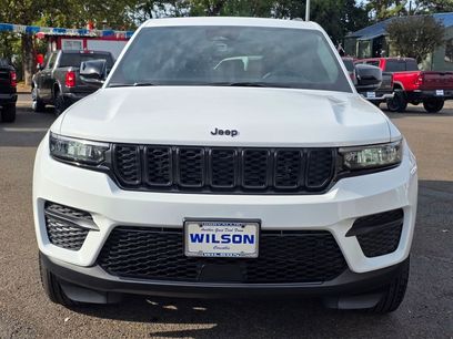 New 2025 Jeep Grand Cherokee Altitude