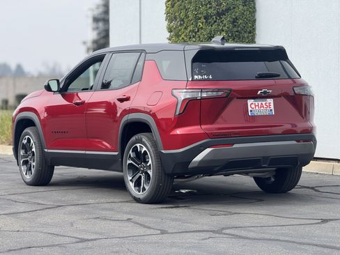 New 2026 Chevrolet Equinox LT w/ Convenience Package II image 5