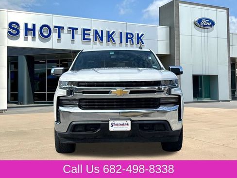 Used 2020 Chevrolet Silverado 1500 LT w/ Texas Edition AWD/4WD image 2