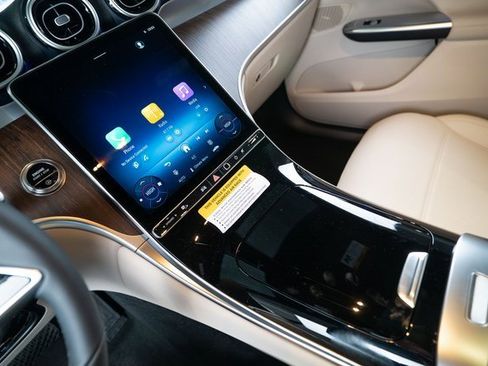 New 2026 Mercedes-Benz GLC 300 4MATIC image 22