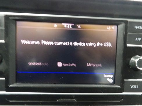 Used 2020 Volkswagen Jetta R-Line w/ R-Line Cold Weather Package image 18