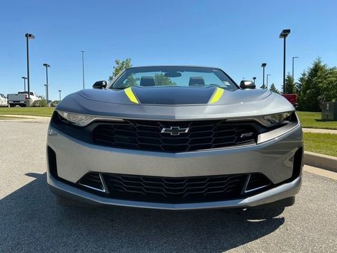 Used 2021 Chevrolet Camaro LT RWD image 8