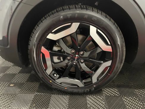 Used 2023 Kia Telluride EX FWD image 10