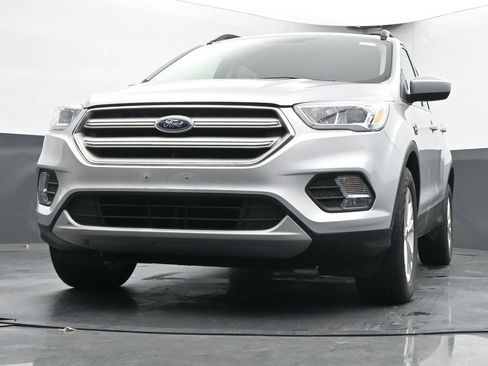 Used 2018 Ford Escape SEL image 24