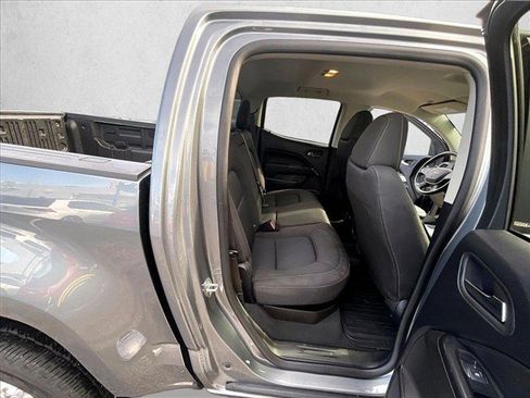 Used 2022 Chevrolet Colorado LT RWD image 27