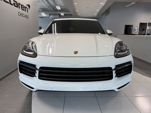 Used 2023 Porsche Cayenne AWD/4WD image 7