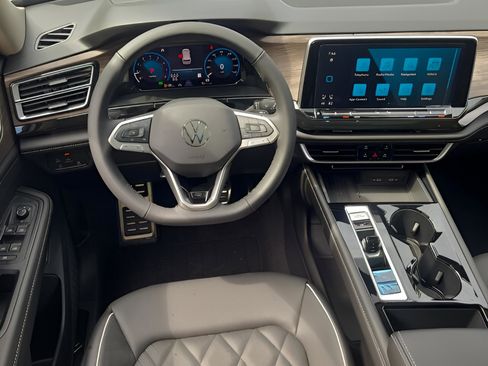 New 2026 Volkswagen Atlas SEL Premium R-Line AWD/4WD image 10