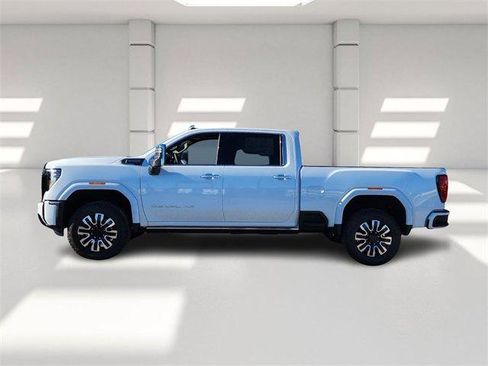 New 2026 GMC Sierra 2500 Denali Ultimate image 2