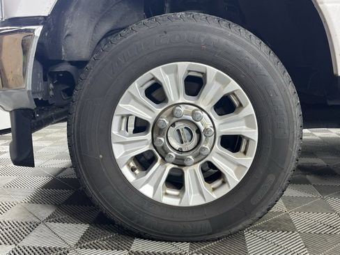 Used 2021 Ford F350 XLT w/ XLT Value Package image 11