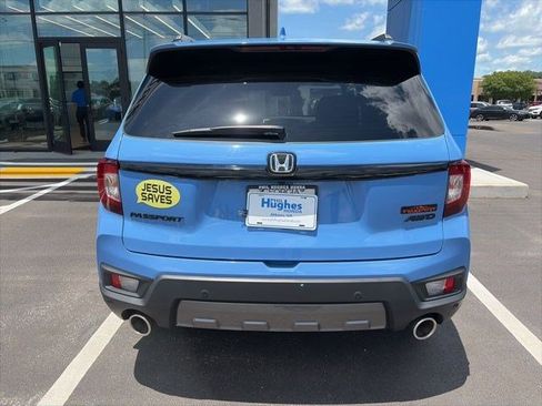 Used 2024 Honda Passport TrailSport image 5