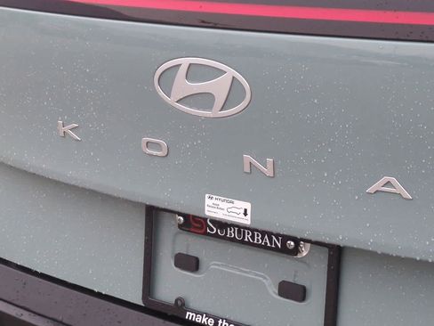 Used 2025 Hyundai Kona SEL image 12