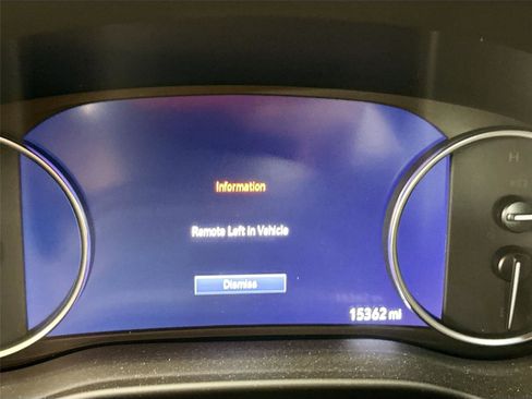 Used 2023 Buick Enclave Avenir w/ Avenir Technology Package AWD/4WD image 3