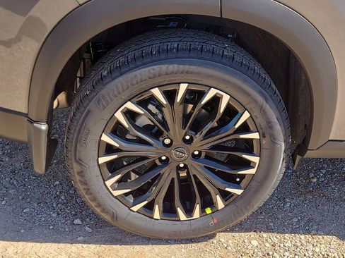 New 2026 Nissan Rogue SV FWD image 6