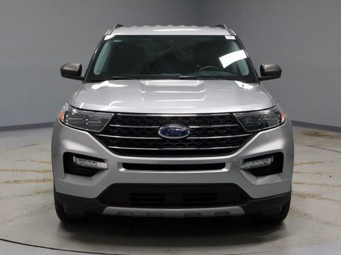 Certified 2023 Ford Explorer XLT w/ Equipment Group 202A image 7