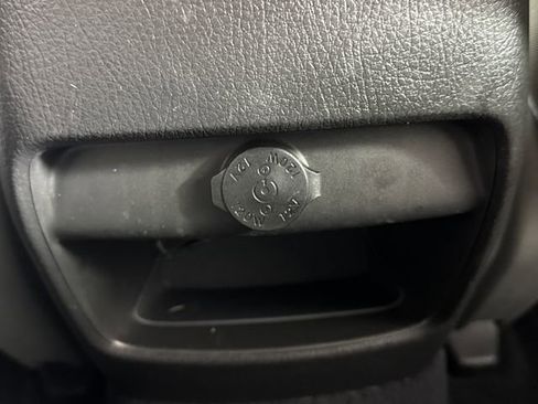 Used 2014 Kia Sorento LX FWD image 25