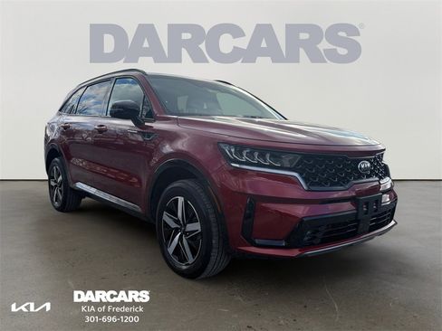Certified 2021 Kia Sorento EX image 1