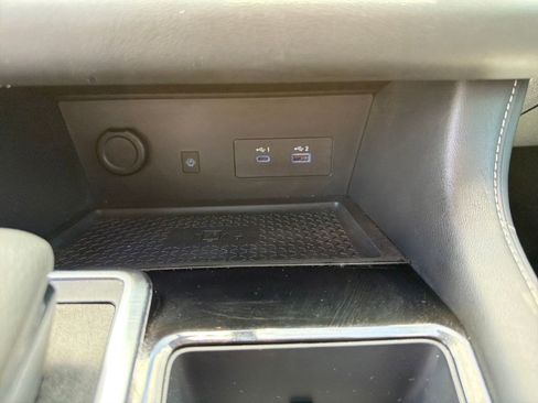 Certified 2024 Nissan Pathfinder SL FWD image 24