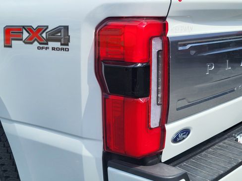 Used 2026 Ford F350 Platinum w/ Platinum Plus Package AWD/4WD image 9