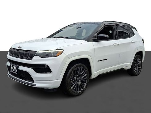 Used 2022 Jeep Compass High Altitude AWD/4WD image 3