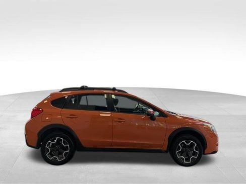 Used 2015 Subaru Crosstrek 2.0i Limited AWD/4WD image 6