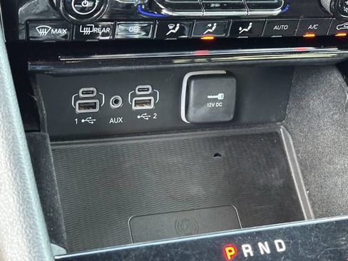 Used 2022 Jeep Grand Cherokee L Summit w/ Advanced Protech Group IV AWD/4WD image 19