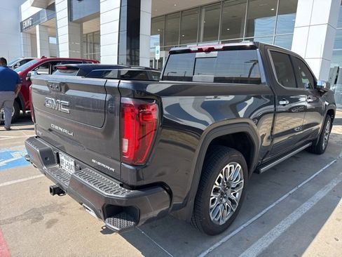 Used 2025 GMC Sierra 1500 Denali Ultimate image 3