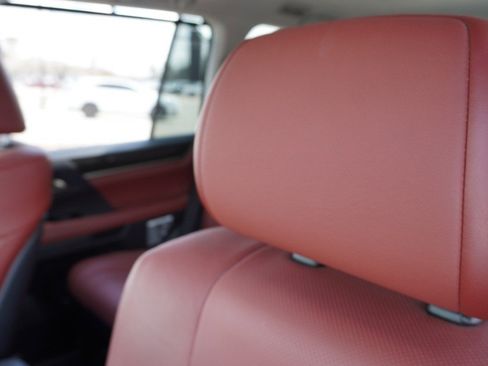 Certified 2021 Lexus LX 570 4WD w/ Luxury Package image 23