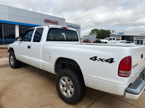 Used 2004 Dodge Dakota Sport w/ Deluxe Convenience Group AWD/4WD image 7