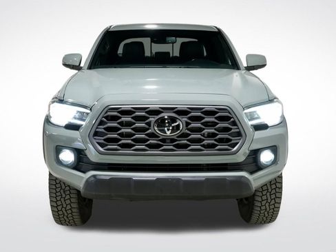 Used 2022 Toyota Tacoma TRD Off-Road w/ TRD Premium Off Road Package image 12