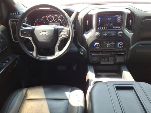 Used 2021 Chevrolet Silverado 1500 RST w/ Convenience Package II AWD/4WD image 16