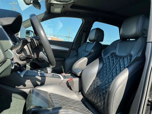 Used 2019 Audi SQ5 Prestige w/ Prestige Package AWD/4WD image 24
