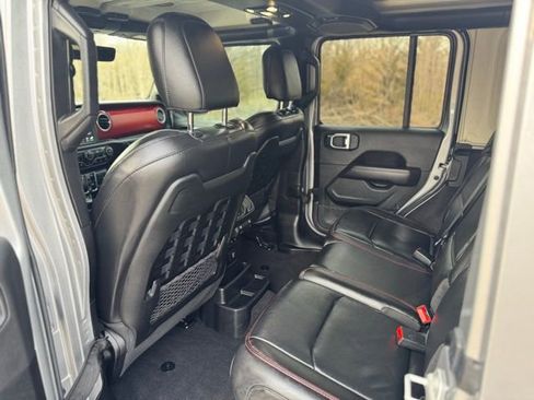 Used 2021 Jeep Wrangler Unlimited Rubicon AWD/4WD image 13