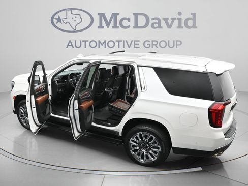 Used 2024 GMC Yukon Denali Ultimate AWD/4WD image 46