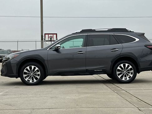 Used 2023 Subaru Outback Touring image 6