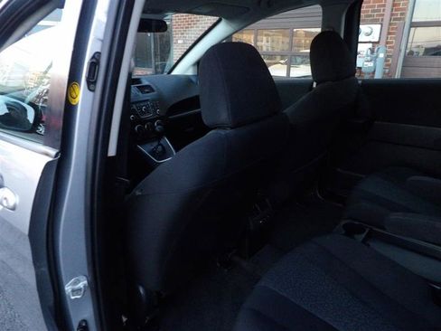 Used 2012 MAZDA MAZDA5 Sport image 21