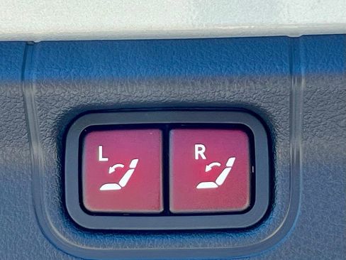 Certified 2023 Mercedes-Benz EQE AMG 4MATIC Sedan image 32