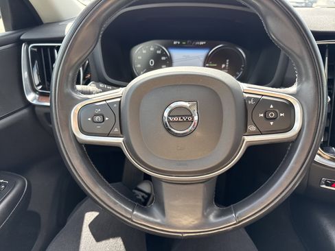 Used 2022 Volvo S60 T8 R-Design Expression w/ Premium Package image 21