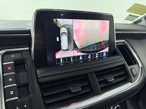Used 2022 GMC Yukon XL SLT w/ SLT Premium Package AWD/4WD image 12